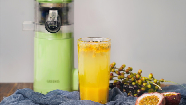 百香果凤梨气泡水，夏天的快乐回来啦！的做法