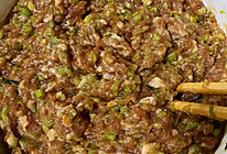 芹菜肉馅饺子的做法