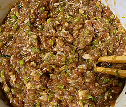 芹菜肉馅饺子的做法