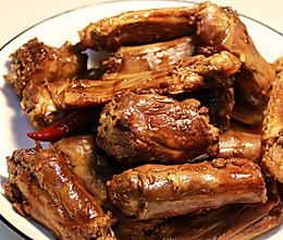 健康低卡家常菜——卤鸭翅的做法