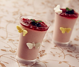 樱桃酸奶乳糕的做法