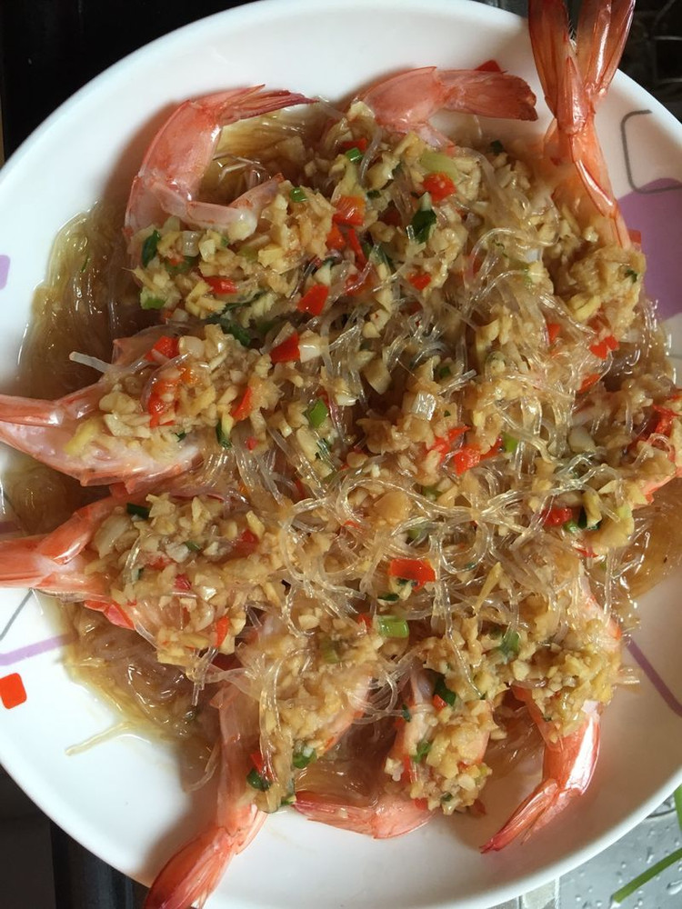 蒜蓉粉丝蒸大虾的做法