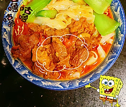老幼最爱慢煨软嫩红烧牛肉面的做法