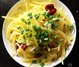 #餐桌上的春日限定#炝炒土豆丝的做法