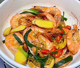 #少盐饮食 轻松生活#不下一滴水客家口味的下酒菜：盐焗虾的做法