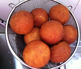 没有芝麻的麻团--南方的油堆的做法