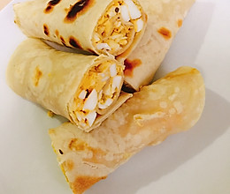 薄饼卷鸡蛋的做法