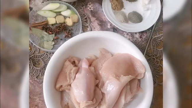 自制健身高蛋白鸡胸肉干的做法