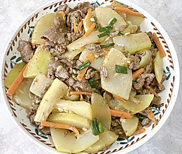 #春日露营# 牛肉炒蒲瓜的做法