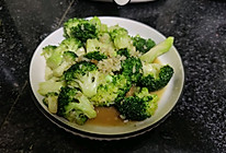 #中西结合还可以这么吃#清炒西蓝花的做法