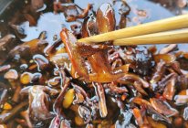 云南野生菌宴席～牛肝菌油的做法