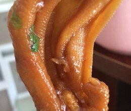 泡鸭爪的做法