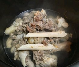 手把手教你炖羊腿的做法