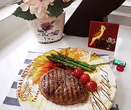 #做出牛肉的分寸感#香煎黑椒菲力牛排的做法
