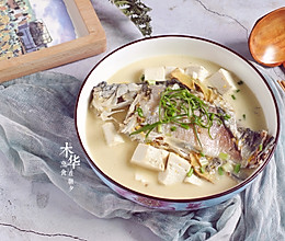 鲫鱼豆腐汤#做道好菜，自我宠爱！#的做法