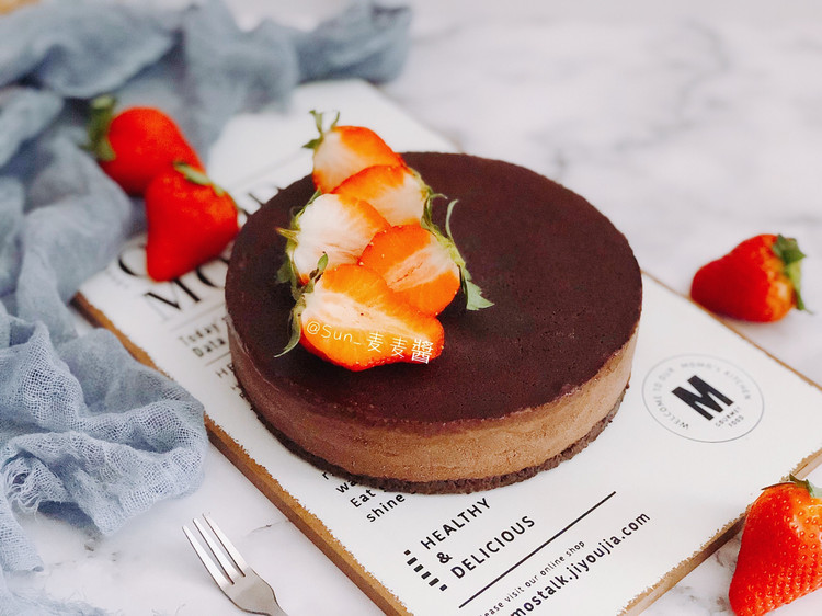 巧克力冰淇淋蛋糕的做法