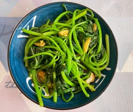 #味达美·名厨汁味正当夏#蒜蓉炒番薯叶的做法