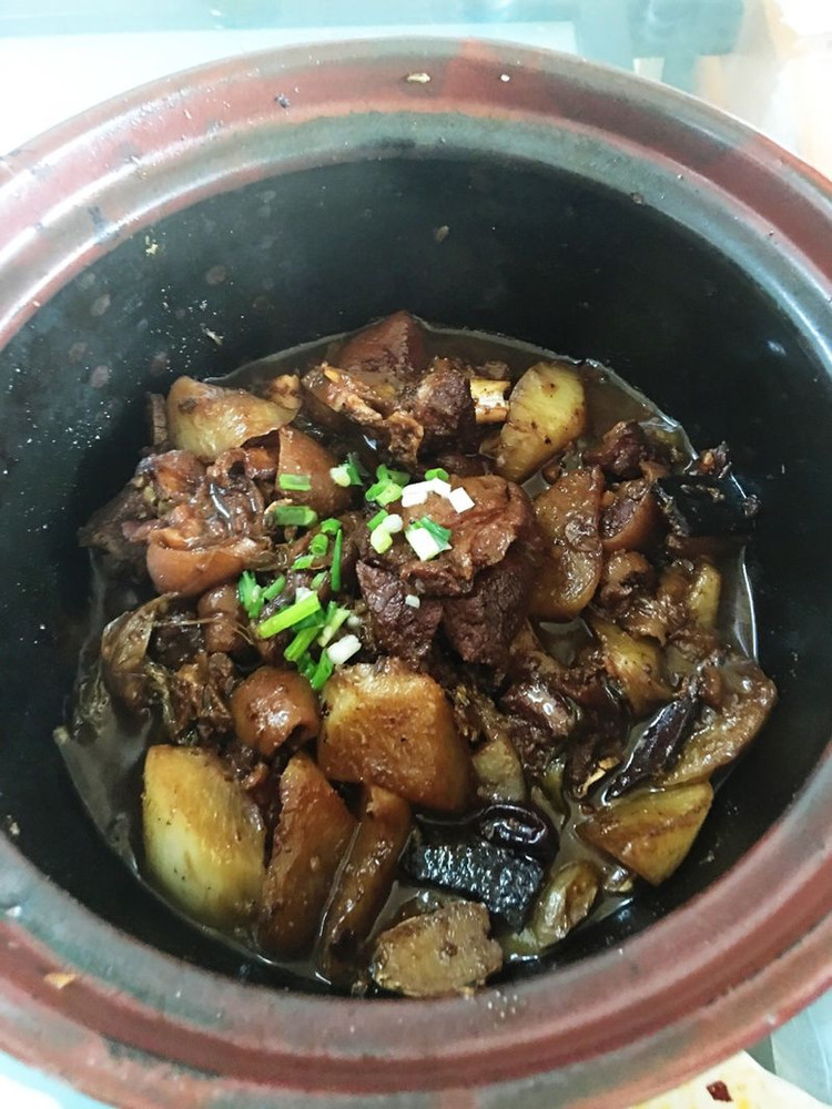 砂锅羊肉煲的做法