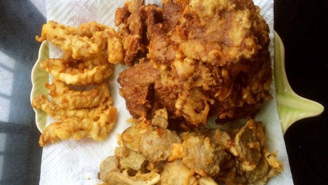 好吃的炸肉（炸酥肉）来咯！的做法