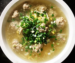 豆芽圆子汤的做法