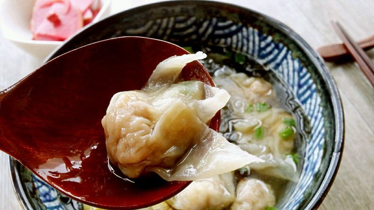 燕皮鲜虾馄饨的做法