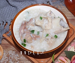 #精品菜谱挑战赛#筒骨粥的做法