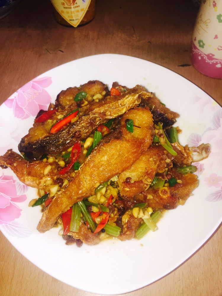 香辣鱼块的做法