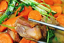 恩施腊排骨炖清汤粉藕的做法