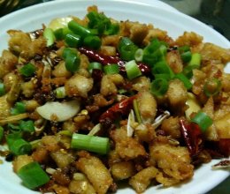 辣子鸡丁的做法