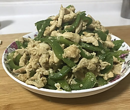 青椒炒鸡肉的做法