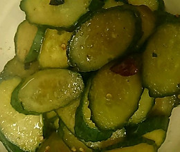 紫苏炒黄瓜的做法