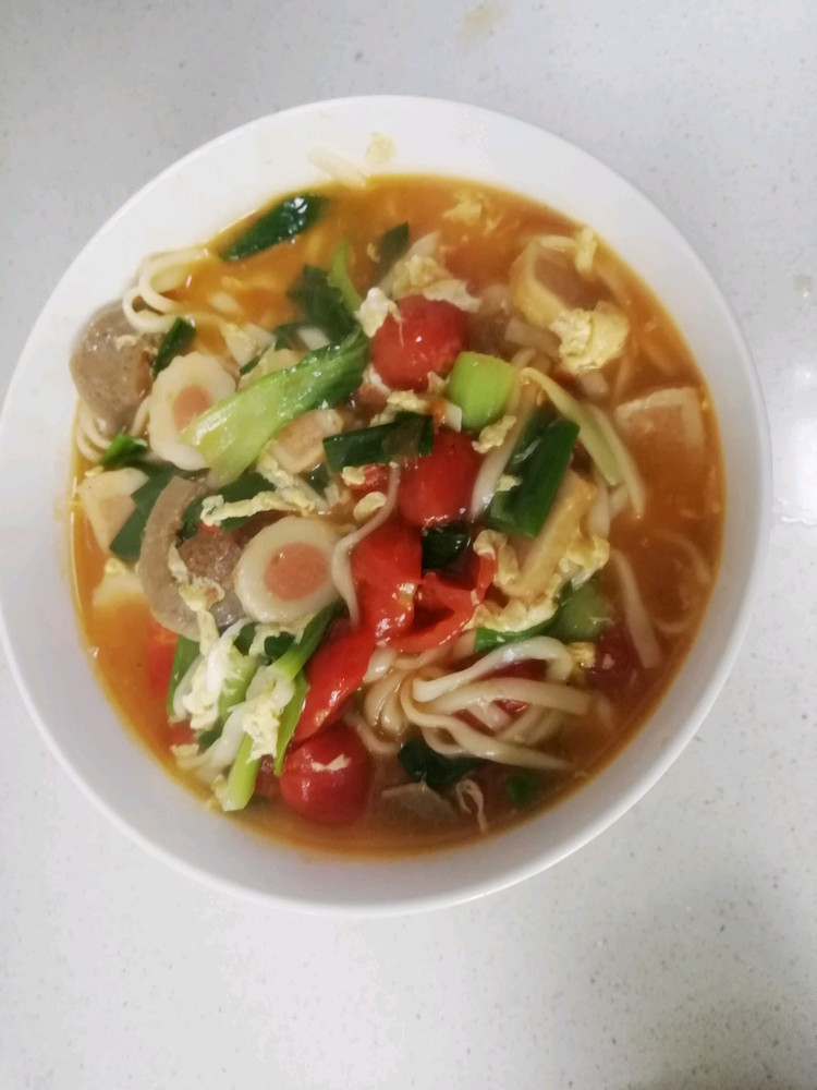 西红柿鸡蛋面的做法