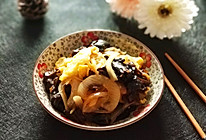 洋葱木耳炒蛋#快手又营养，我家的冬日必备菜品#的做法