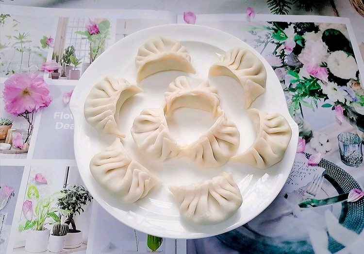 韭菜猪肉馅水饺的做法
