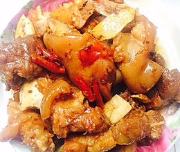 电饭煲炖猪脚的做法