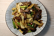冬笋炒腊肉的做法