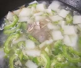 节瓜苦瓜汤的做法