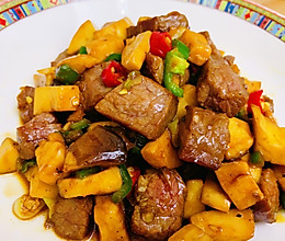 杏鲍菇炒牛肉粒的做法