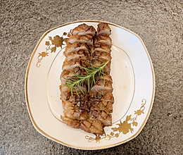 香煎鸭胸肉的做法