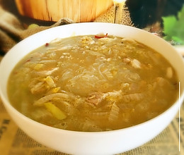 酸菜汆白肉的做法