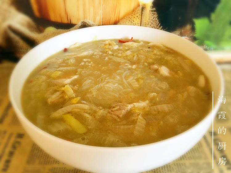 酸菜汆白肉的做法