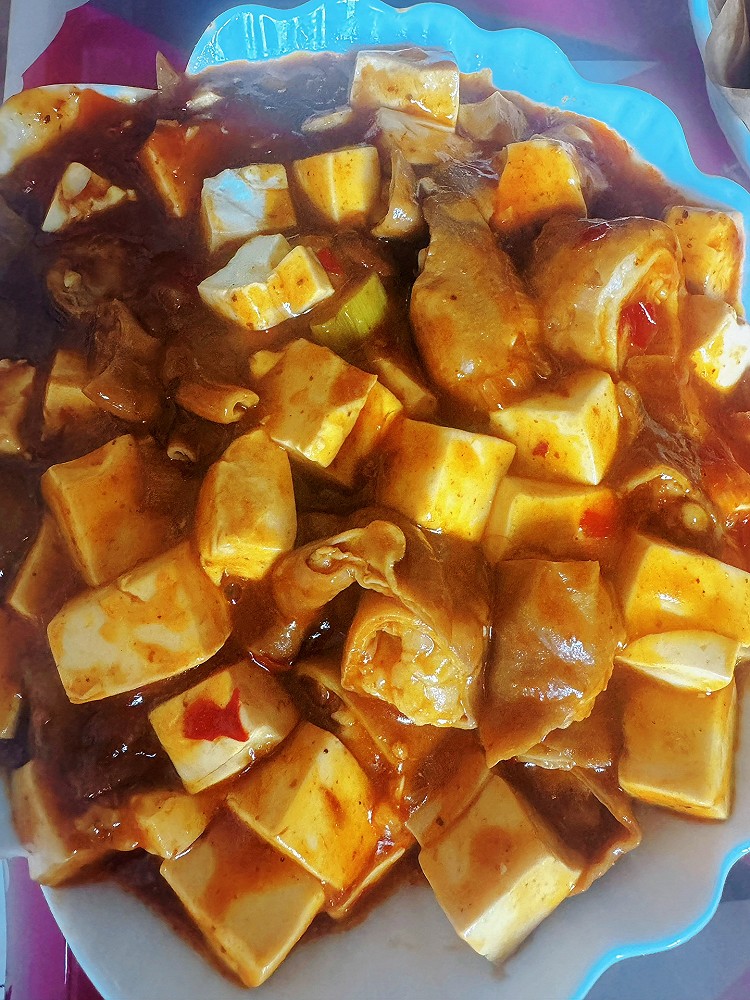 麻婆豆腐烧肥肠的做法