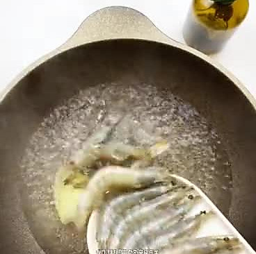 白灼大虾的做法