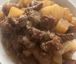 牛肉炖萝卜的做法