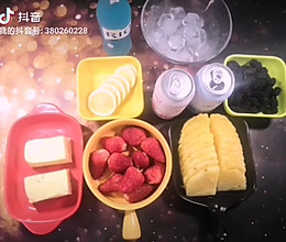 相亲相爱鸡尾酒的做法