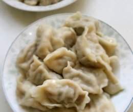 芹菜猪肉水饺的做法