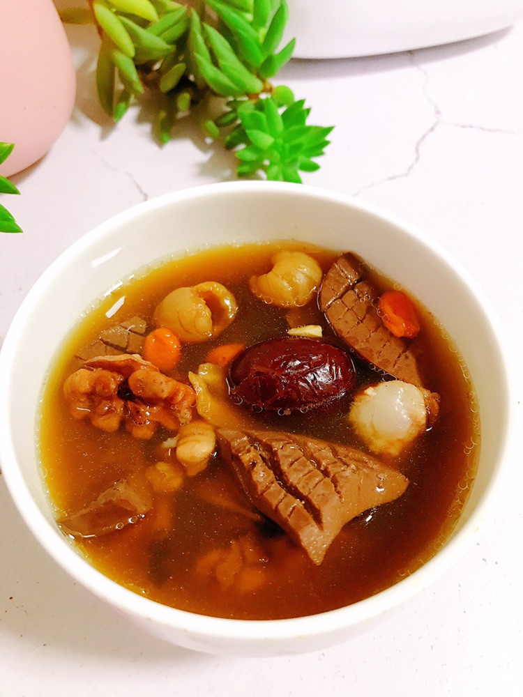 杜仲猪腰汤~补益肝肾、强腰壮骨的做法