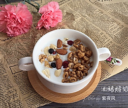 #春季减肥，边吃边瘦#酒酿酸奶的做法