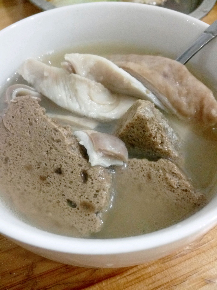 养脾散猪肚汤的做法