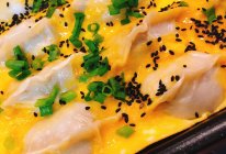 煎饺抱蛋的做法